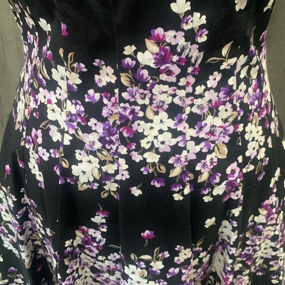 White House Black Market Purple Lavender Floral Party Sun Dress Women's Size 2 - Picture 9 of 10